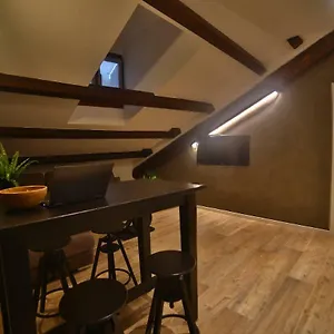 Apartamento Moscova Attic Near Duomo, Milão